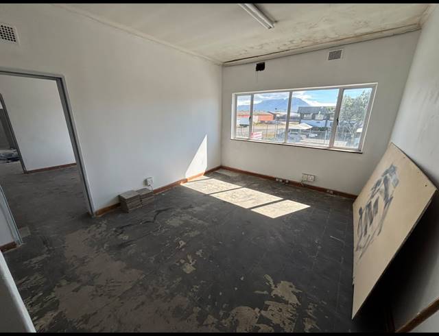 787M² WAREHOUSE TO LET IN EPPING INDUSTRIAL